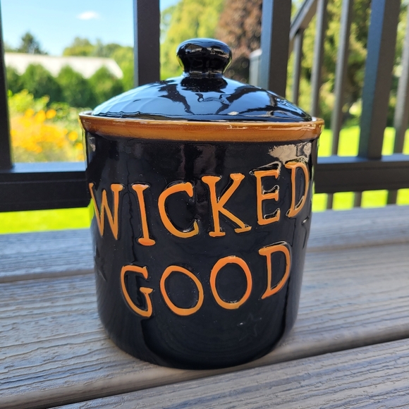 Other - 🎃 'Wicked Good' Halloween Jar